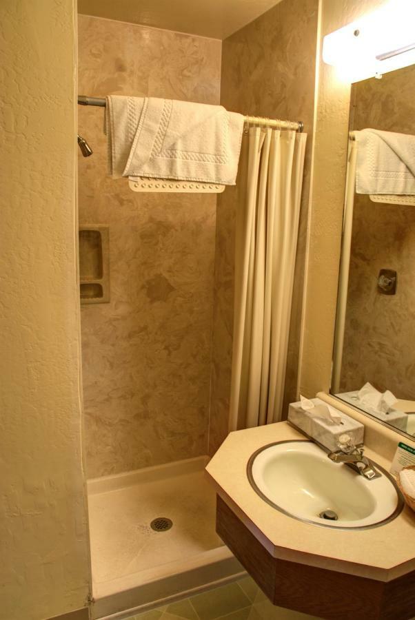 Crescent Beach Motel Crescent City Δωμάτιο φωτογραφία