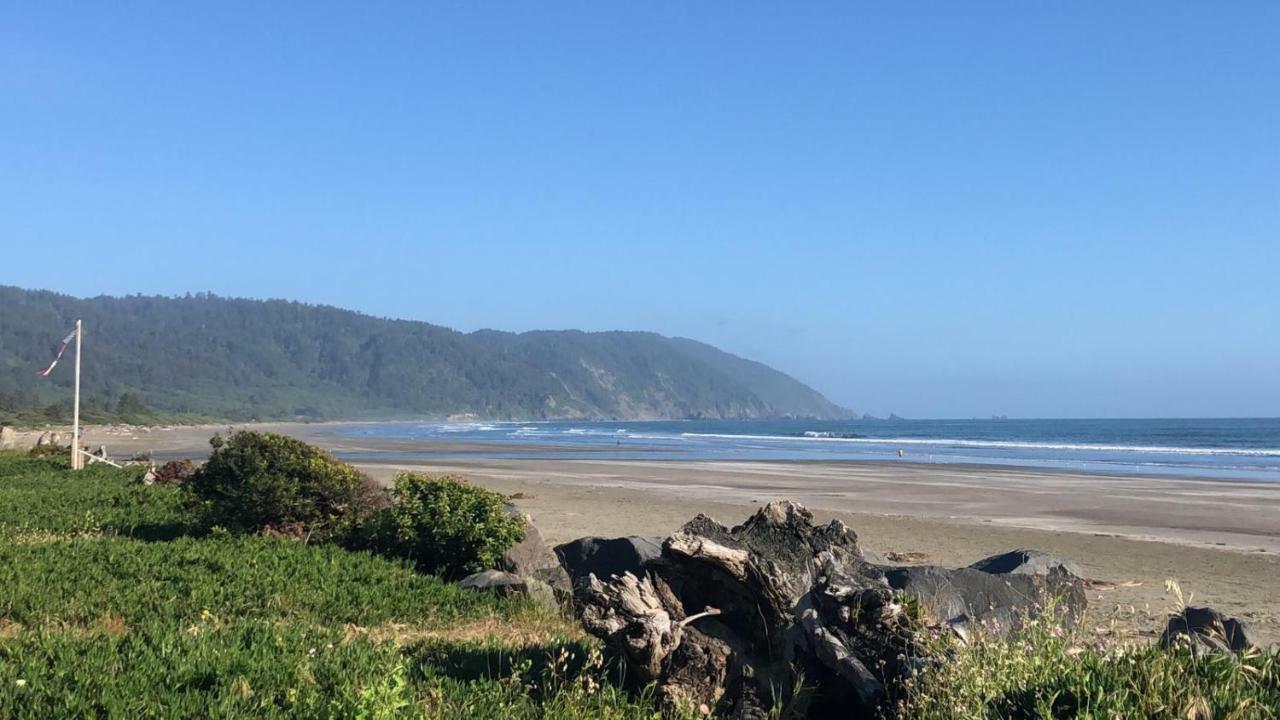Crescent Beach Motel Crescent City Εξωτερικό φωτογραφία
